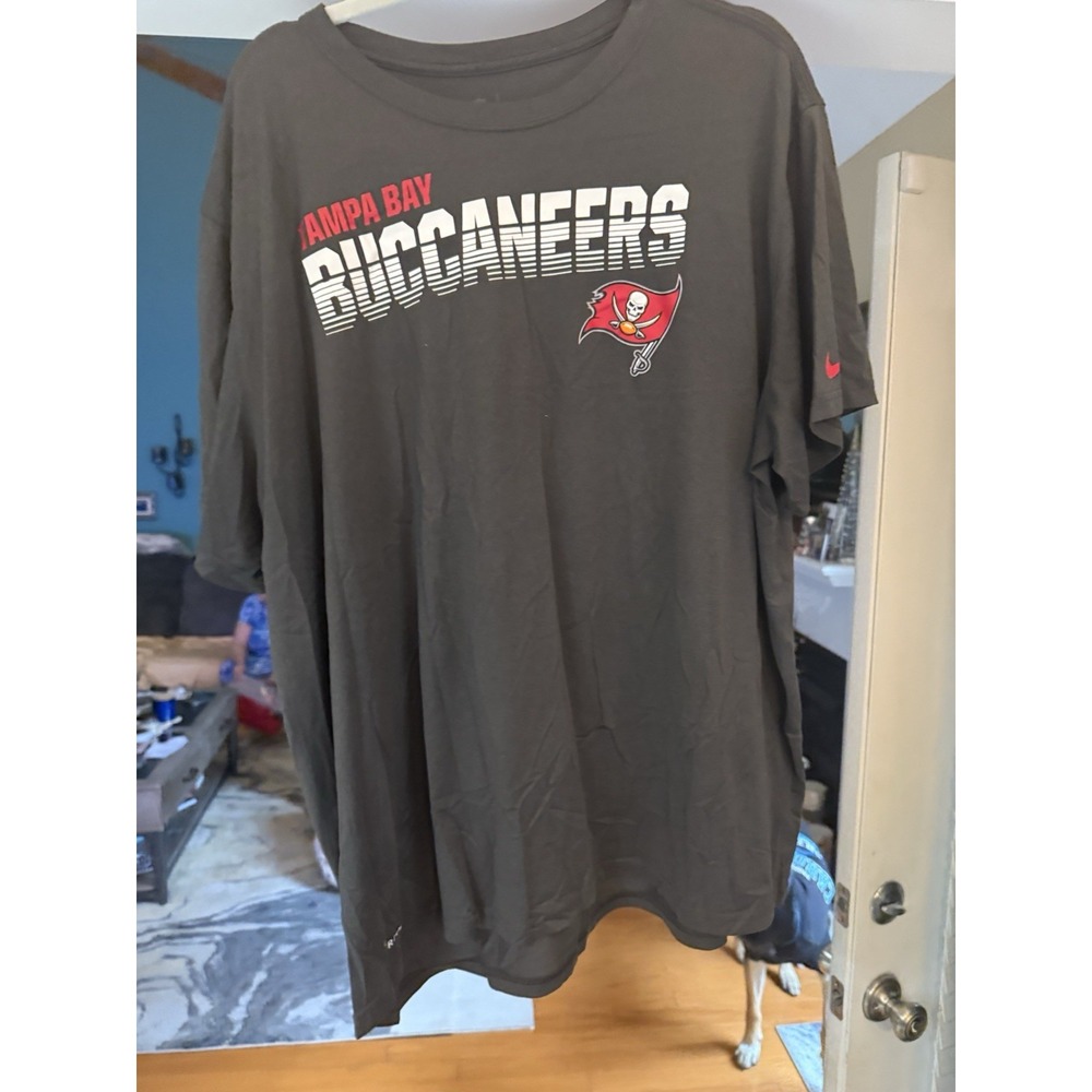 Nike Dri-Fit Tampa Bay Buccaneers T-Shirt Size 3XL - Picture 1 of 3